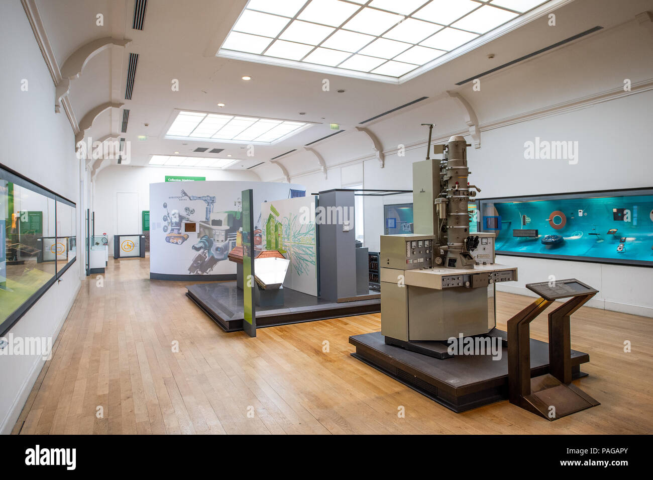 The Scientific Instruments section of the Musee Arts et métiers Stock ...