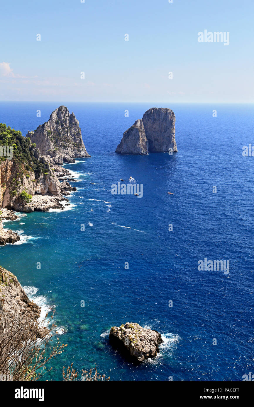 Faraglioni rocks of capri High Resolution Stock Photography and Images ...