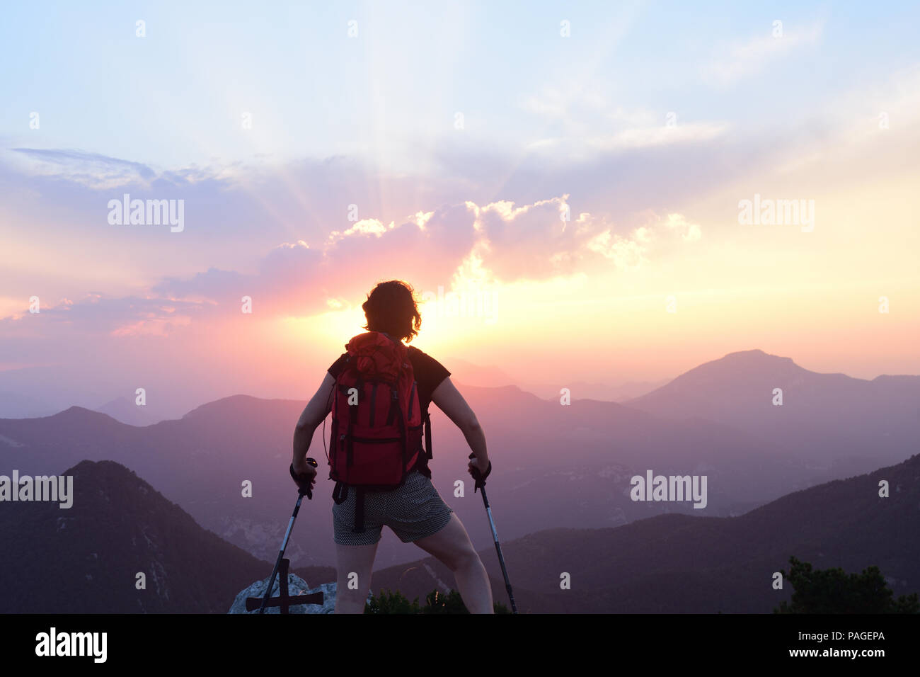 Girl watching the sunset hi-res stock photography and images - Alamy