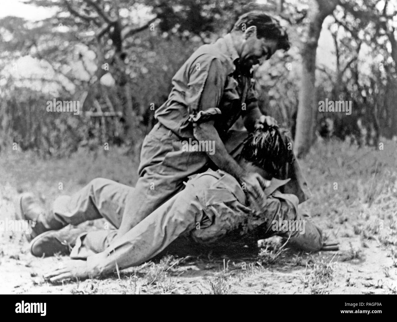 Escape In The Sun, aka: Faustrecht in Kenia, Großbritannien 1956, Regie: George P. Breakston, Darsteller: John Bentley Stock Photo
