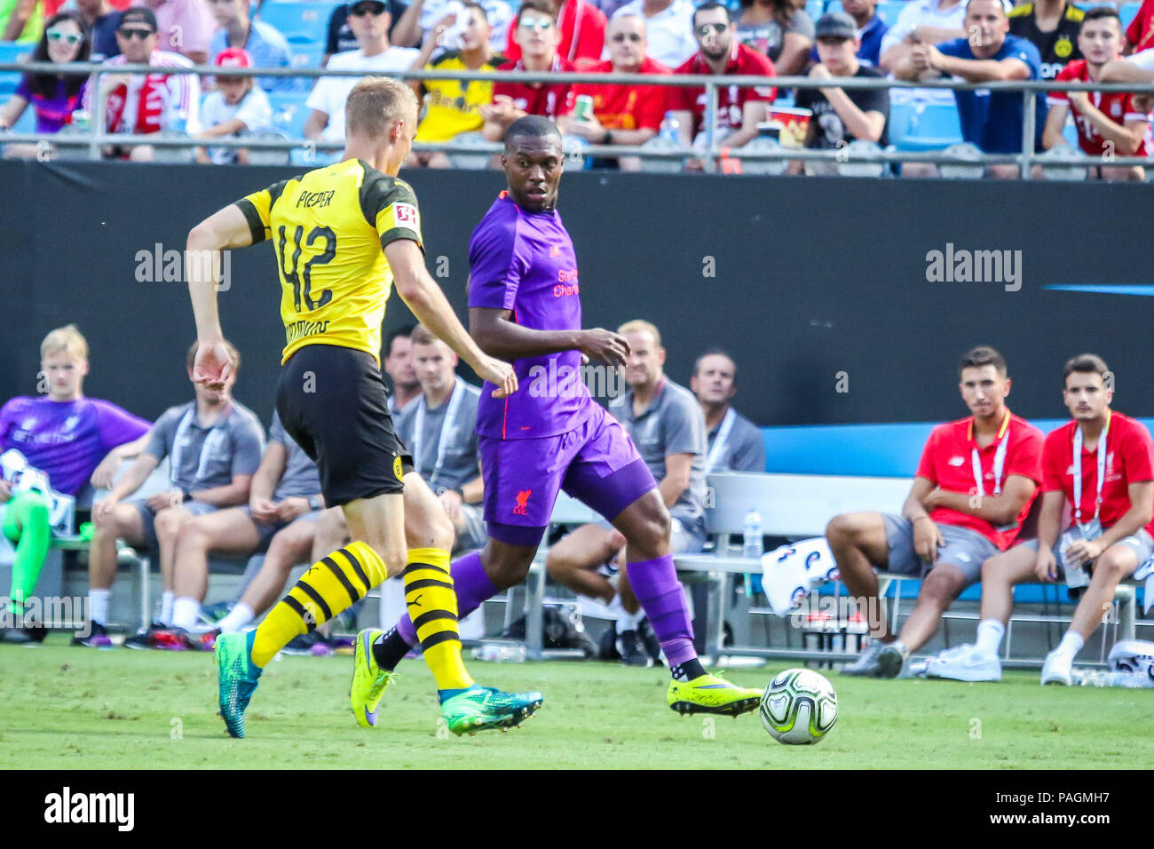 Charlotte, North Carolina, USA. 22nd July, 2018. Game action during an International Champions Cup match at Bank of America Stadium in Charlotte, NC. Borussia Dortmund of the German Bundesliga beat Liverpool of the English Premier League 3 to 1. Credit: Jason Walle/ZUMA Wire/Alamy Live News Stock Photo