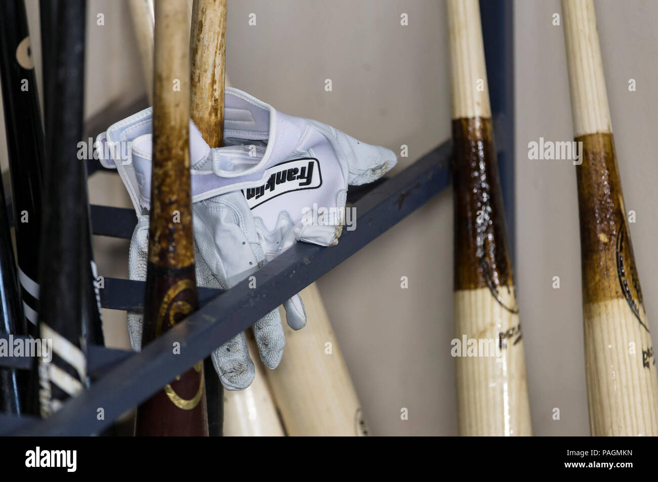 Pine tar baseball hires stock photography and images Alamy