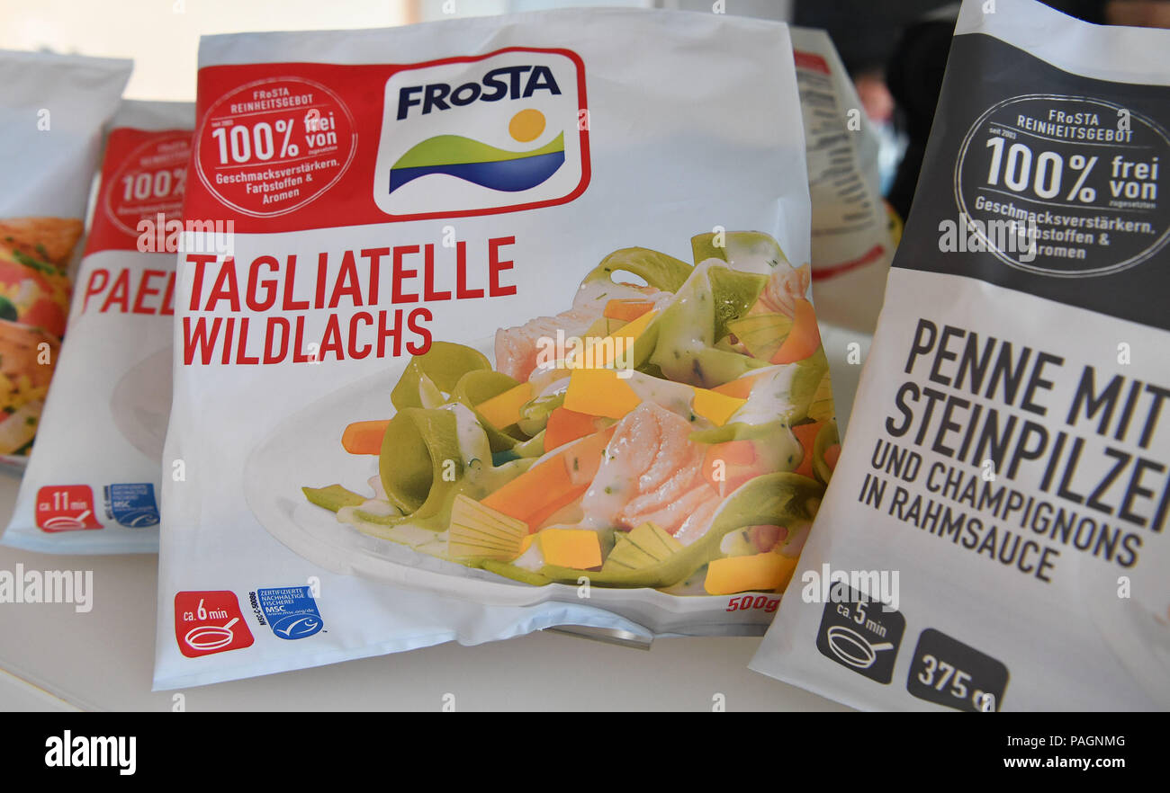 Bremerhaven, Germany. 25th June, 2018. Bags of frozen convenience foods  lying on a shelf in FROSTA. Credit: Carmen Jaspersen/dpa/Alamy Live News  Stock Photo - Alamy