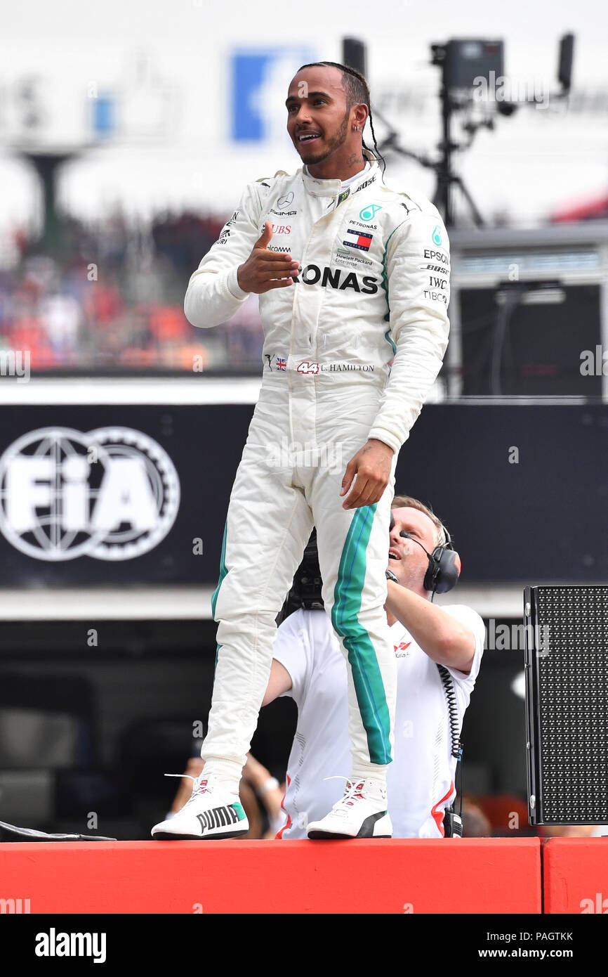 body lewis hamilton