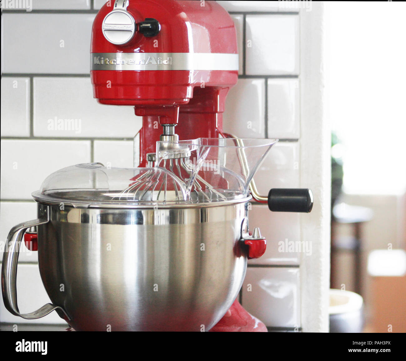 Kitchen Aid Professional 600 Mixer Stock Photo - Download Image Now - Stand  Mixer, Kitchen, Luxury - iStock