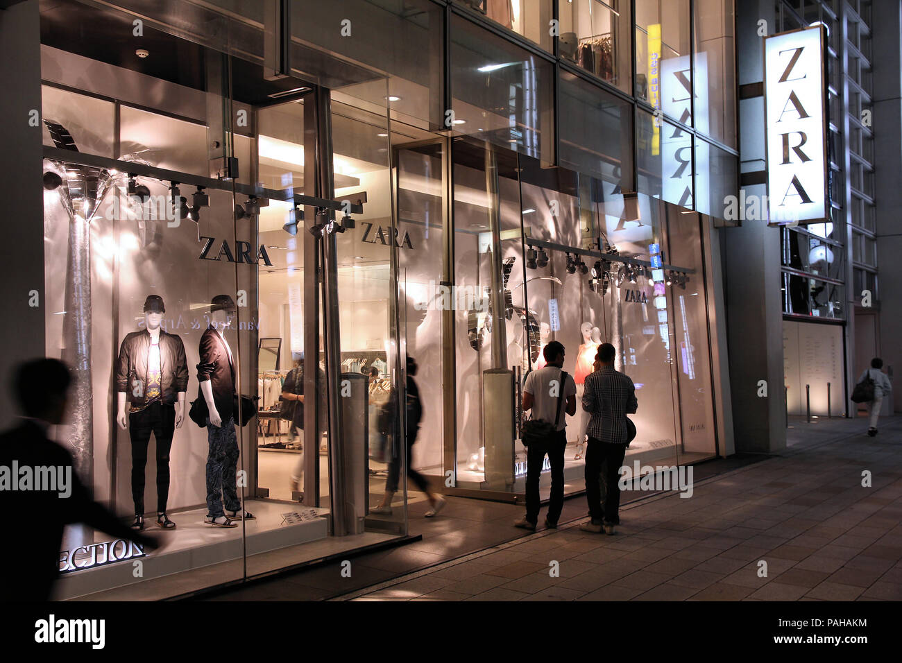 TOKYO - MAY 8: Shoppers visit Zara store on May 8, 2012 in Tokyo. Zara was  founded in 1975 and is present in 73 countries today (2012). It had 1.18 bi  Stock Photo - Alamy