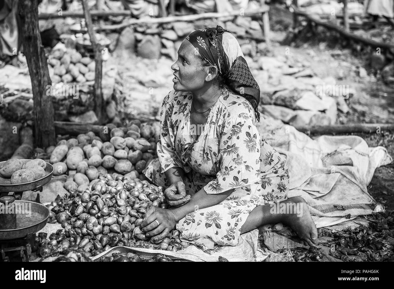 Ethiopian market Black and White Stock Photos & Images - Alamy