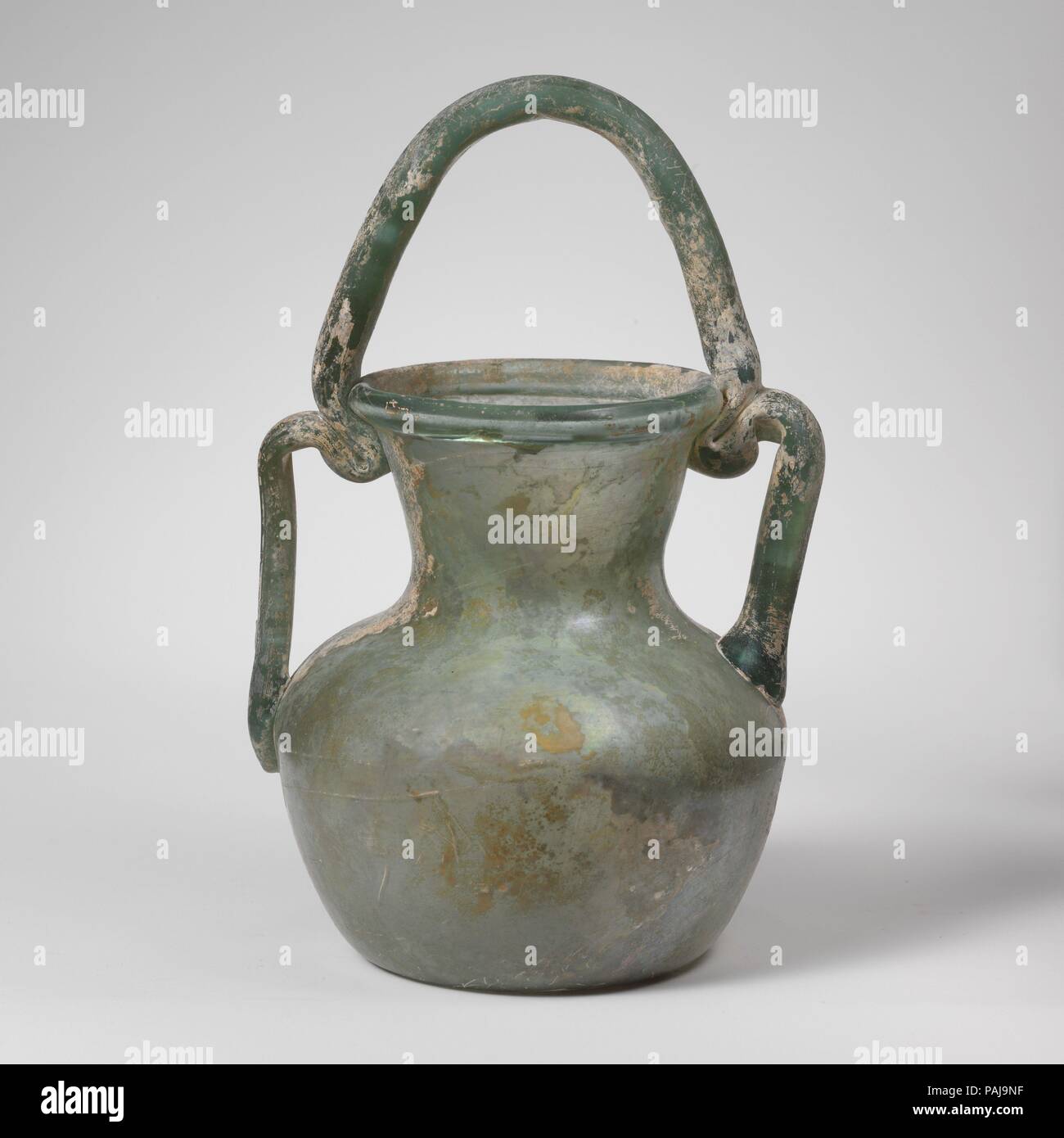 Slightly sloping arched base hi-res stock photography and images - Alamy