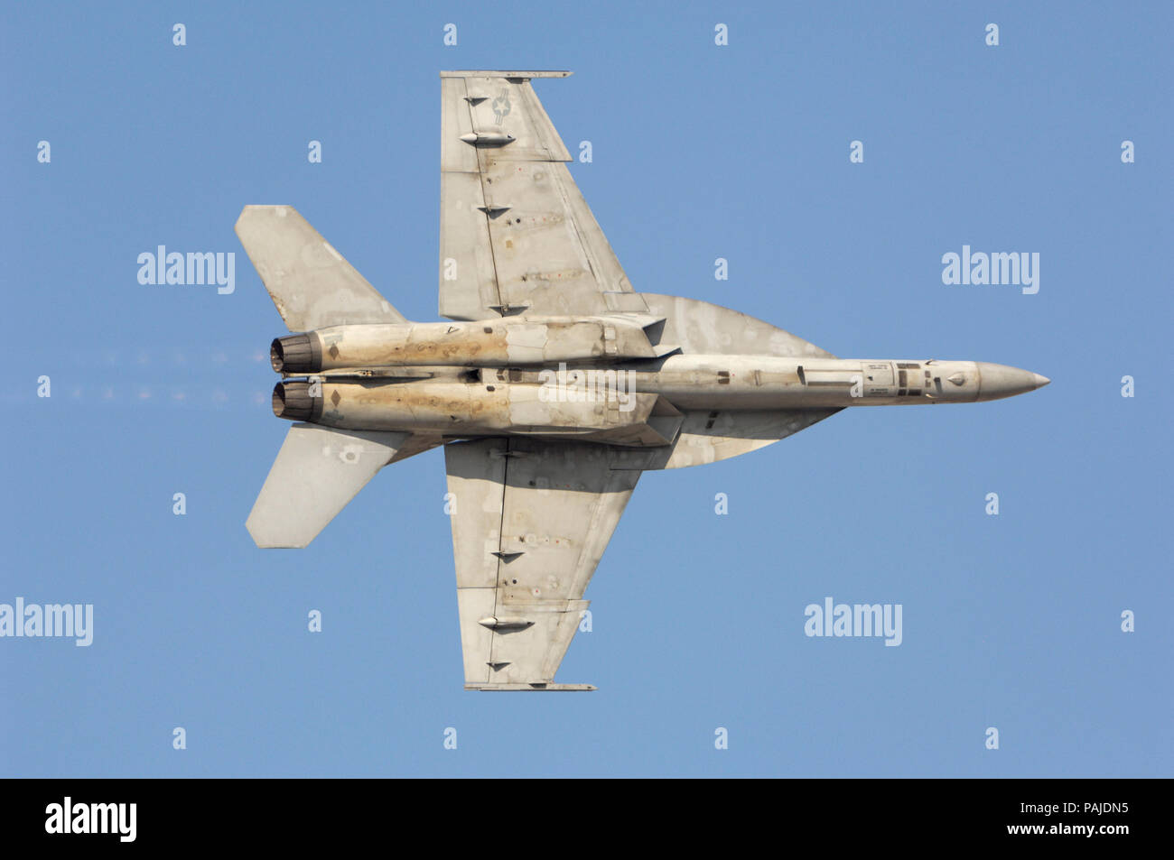 US Navy Boeing F/A-18F Super Hornet flying-display at the Dubai AirShow 2007 Stock Photo