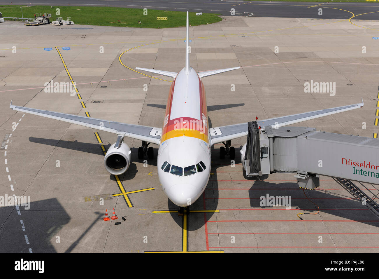 Iberia Airbus A320-200 parked Stock Photo - Alamy