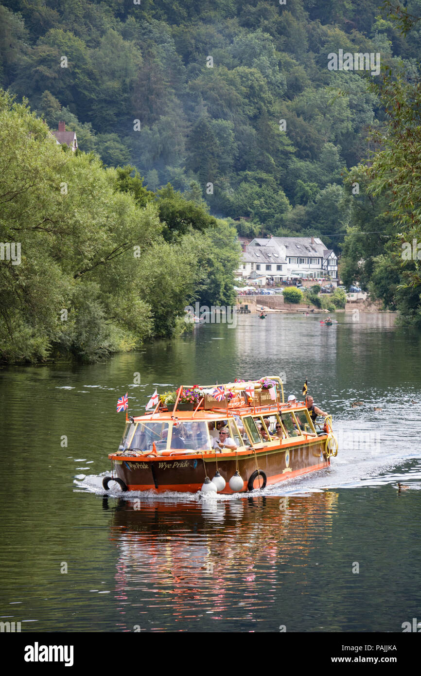 A trip boat on the River Wye at Symonds Yat East, Herefordshire, England, UK Stock Photo