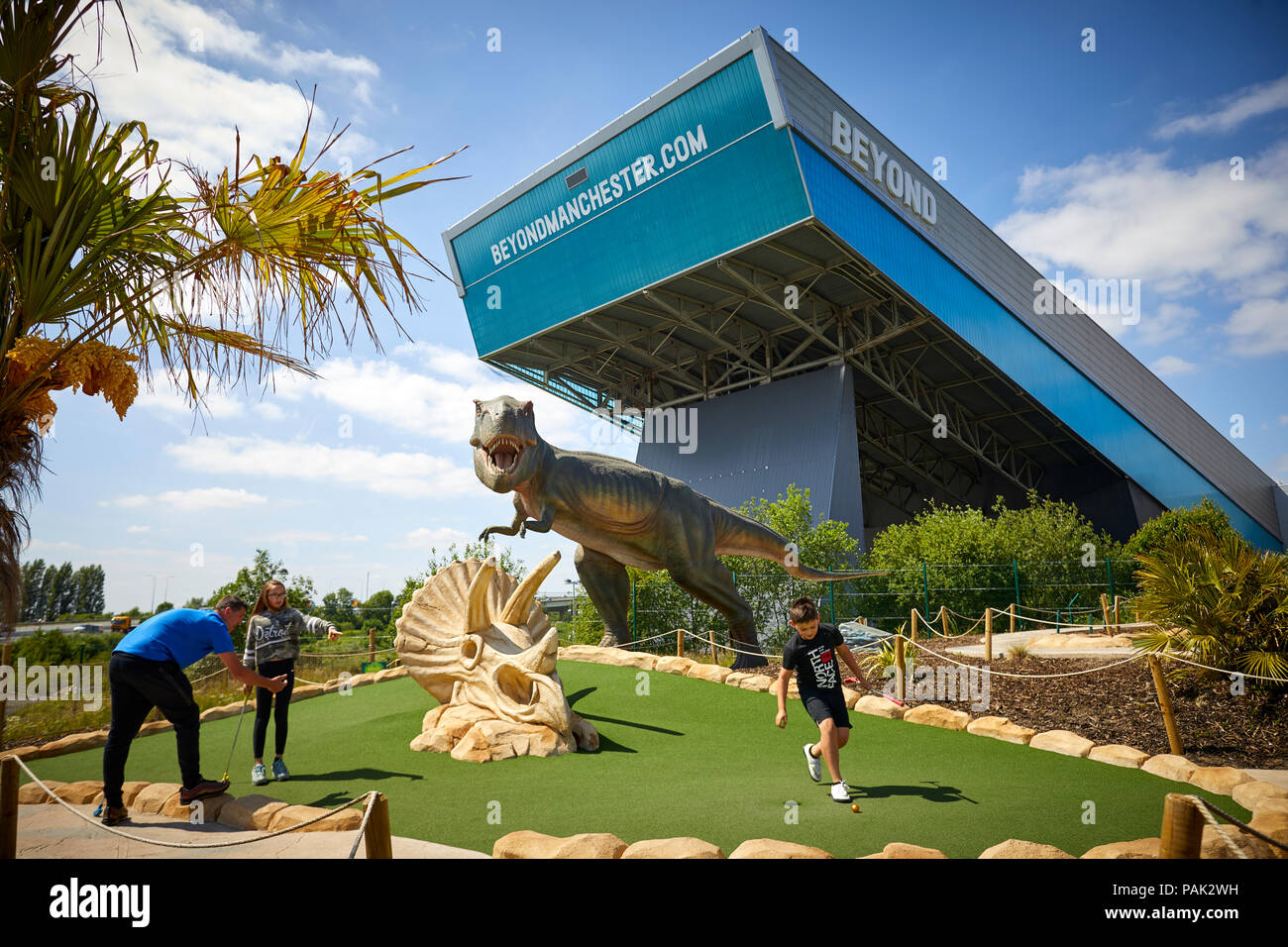 Dinosaur adventure golf hires stock photography and images Alamy