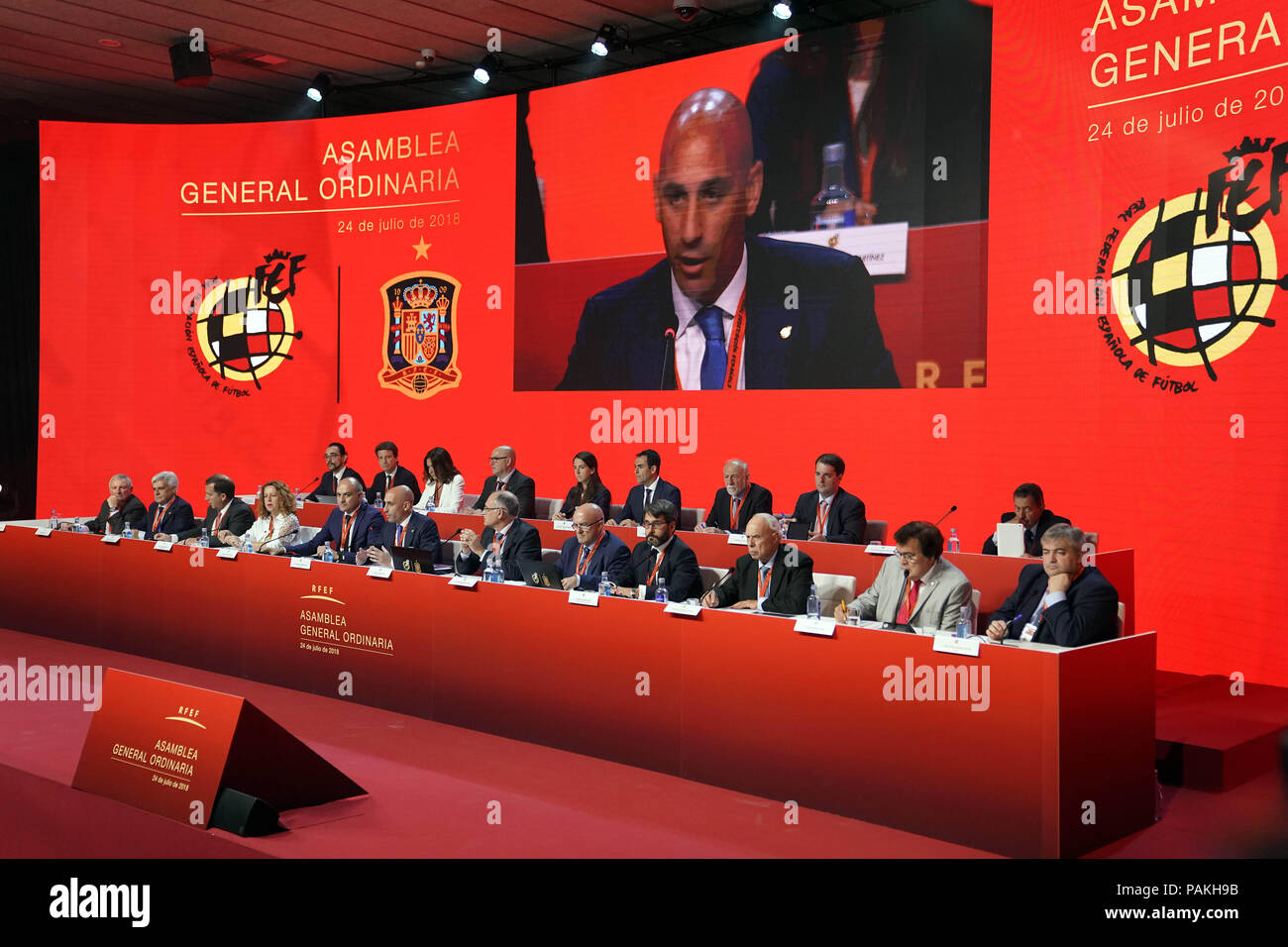 Spain Rfef President of spanish football federation hi-res stock photography and ...