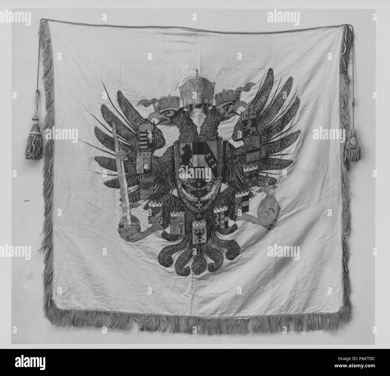 Banner Culture Austrian Dimensions 63 X 60 1 4 In 160 X 153