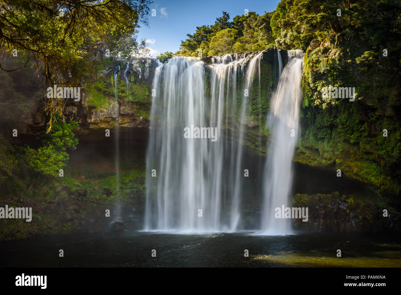 Rainbow Falls Northland Hi res Stock Photography And Images Alamy rainbow-falls-northland-hi-res-stock-photography-and-images-alamy