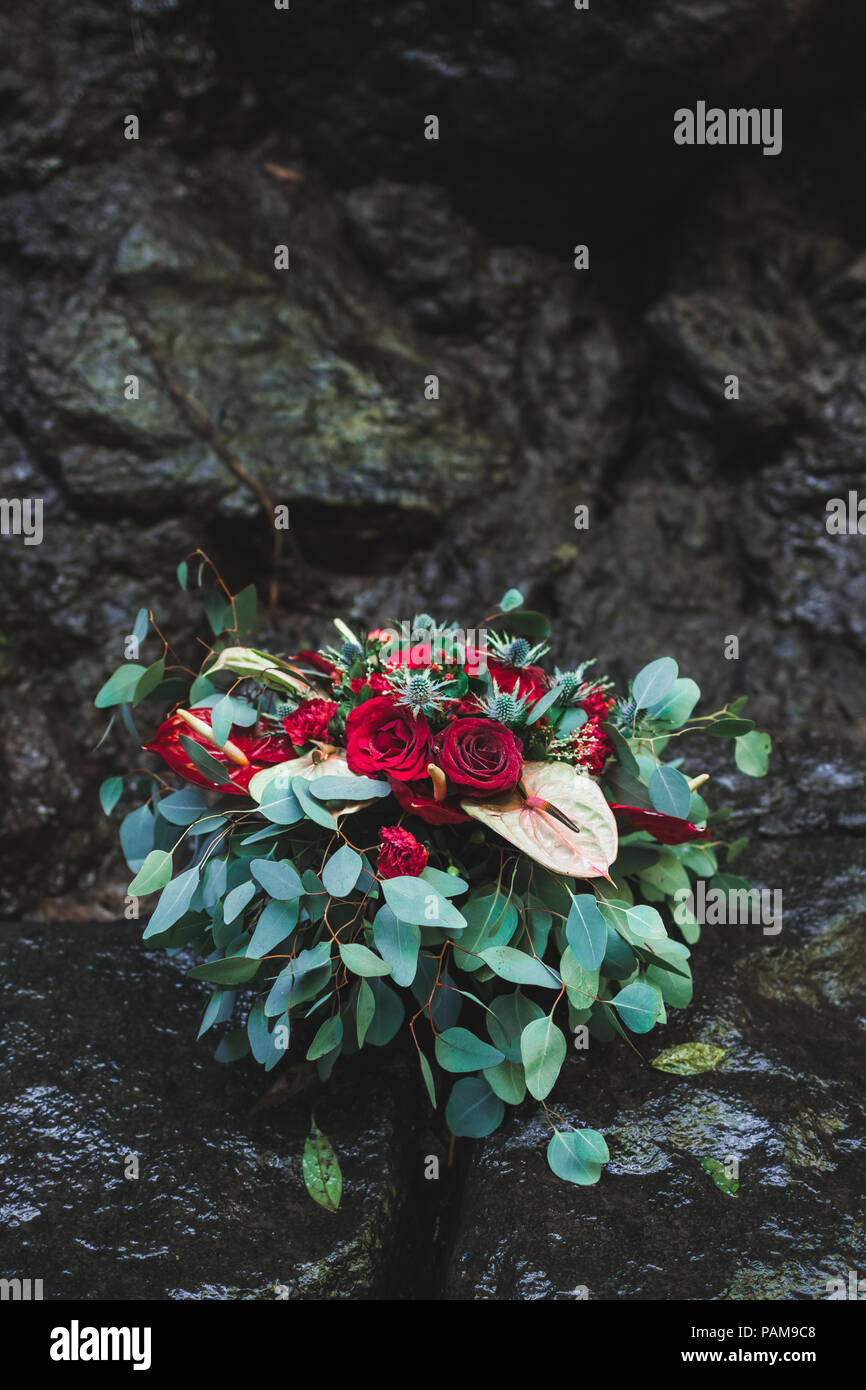 Wedding Decorations With Fresh Red And Vinous Color Flowers