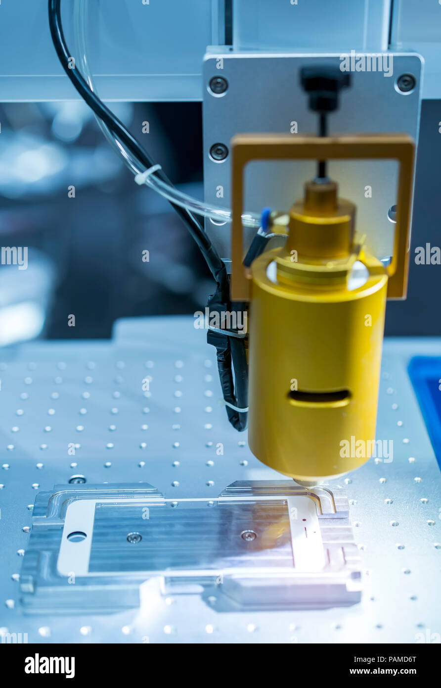 technology of nozzle device and needle of automatic glue dispenser