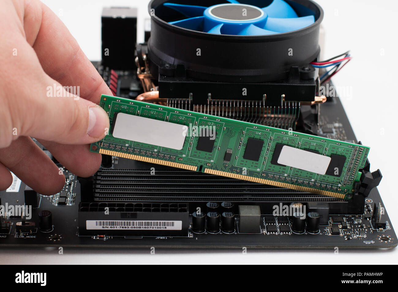 X540mb слот для оперативной памяти. Макбук a1278 внутри. Озу для ноутбука с подсветкой. Оперативная память телевизора. Добавить оперативную память в телевизор.