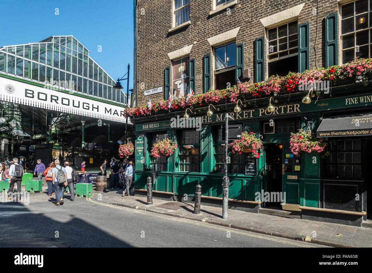 Exterior of The Market Porter public house in Park Street, Southwark