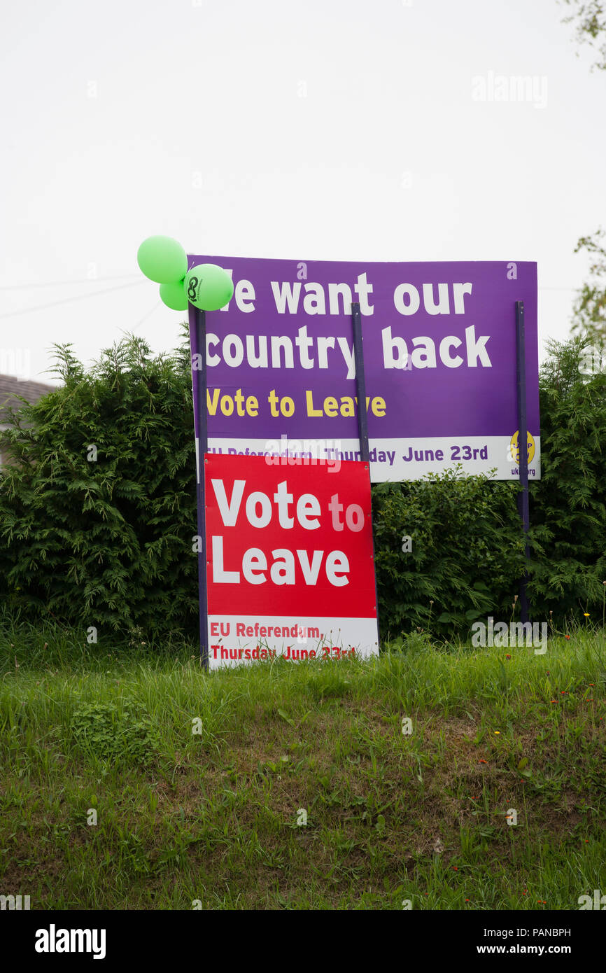 Brexit Signs Stock Photos Brexit Signs Stock Images Alamy