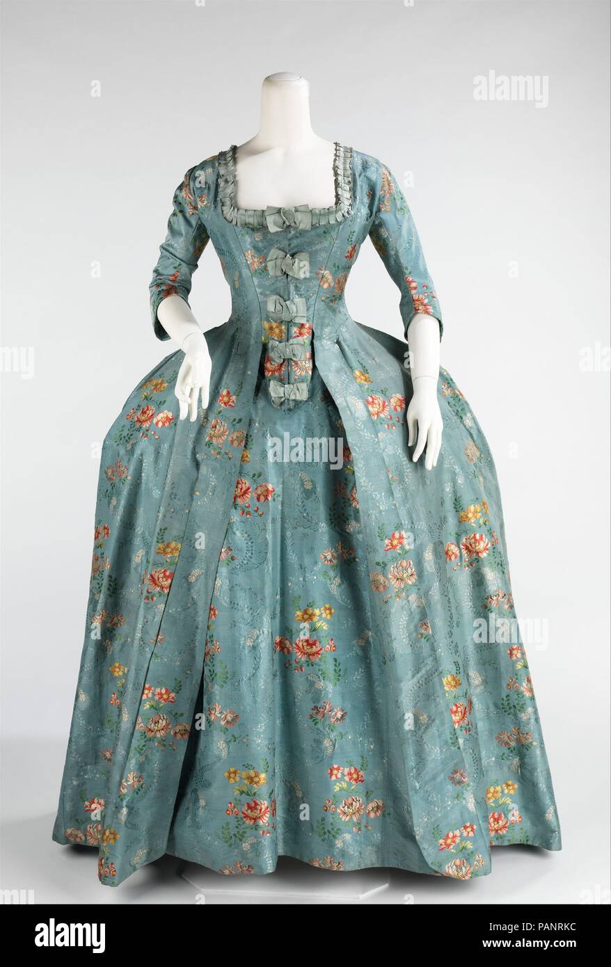 Robe a la Francaise. Culture French. Date 1760 70. Women with coquettish airs were imposing in robes a la francaise and robes a l anglaise throughout the period between 1720 and 1780. The robe