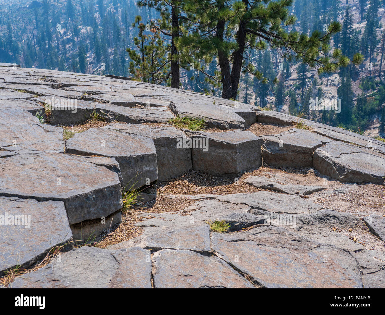 California Devils Rocks California Sierra Nevada Mountains Devils High Resolution Stock ...