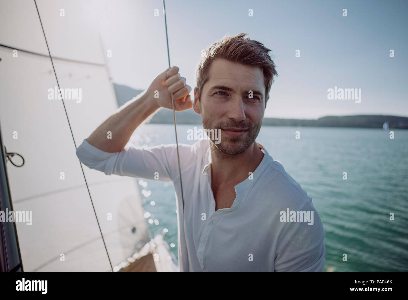 Man sailing boat hi-res stock photography and images - Alamy