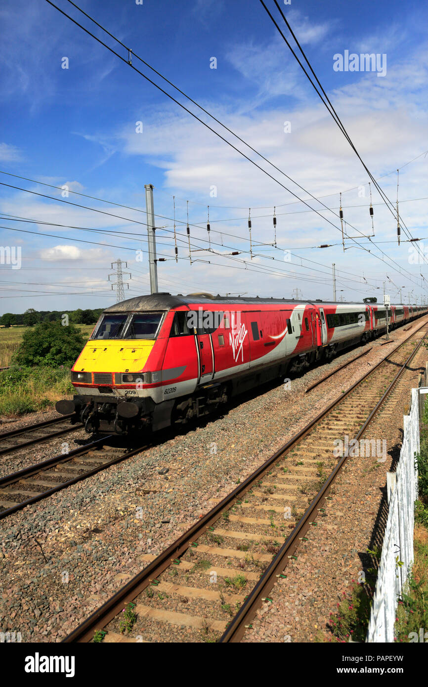 Virgin trains 82 209, East Coast Main Line Railway, Peterborough, Cambridgeshire, England, UK Stock Photo