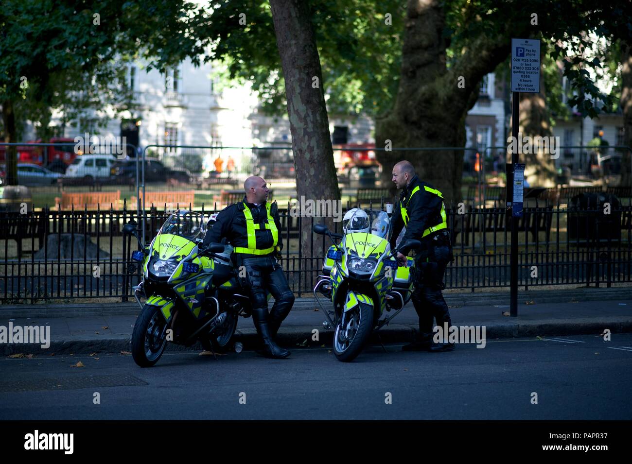 Berkeley Square, London Stock Photo - Alamy