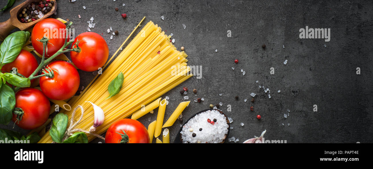 Easy Homemade Olive Oil Pasta Sauce 2023 AtOnce