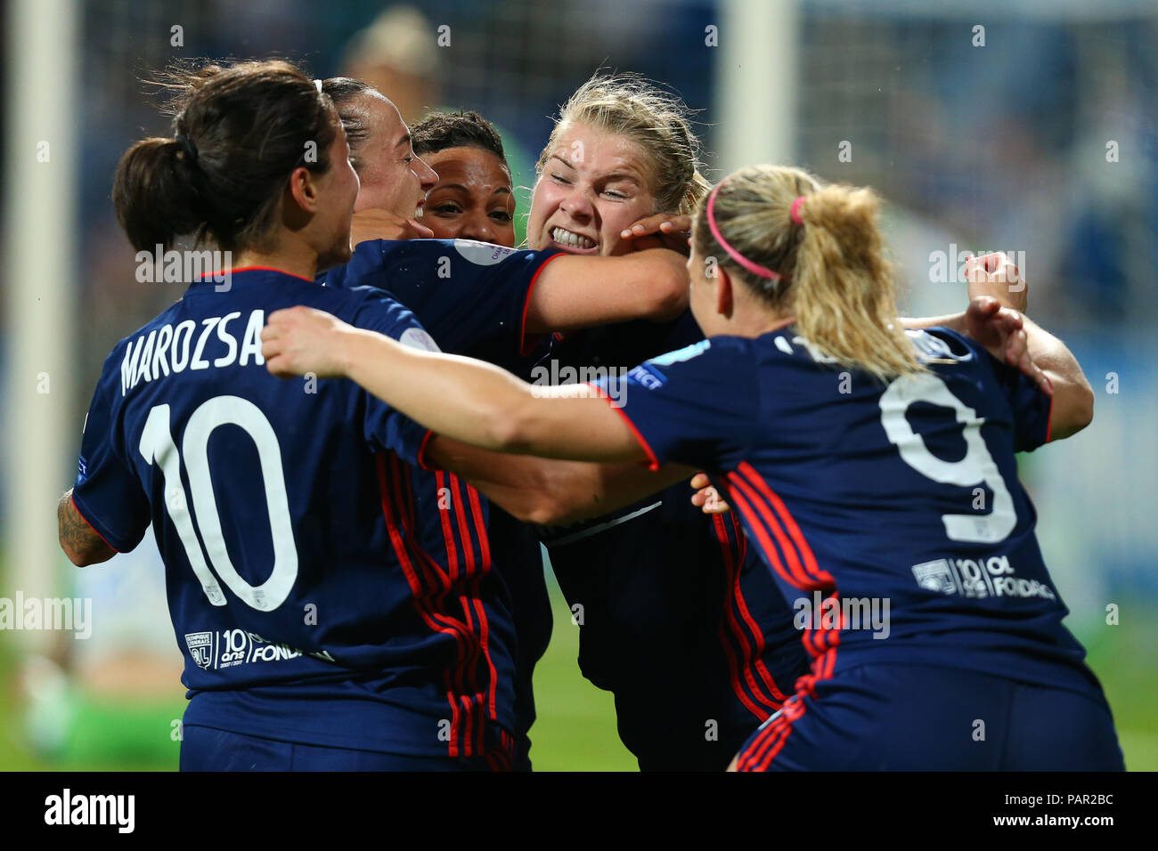 KYIV, UKRAINE - MAY 24, 2018: Olympique Lyonnais feminin football players  celebrating scored goal with bright spectacular happy emotions. UEFA  Women's Stock Photo - Alamy