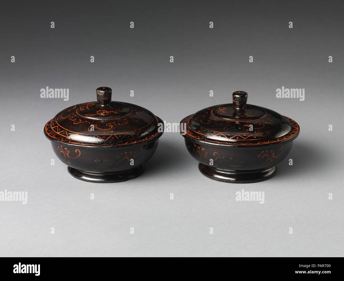 Two Bowls. Culture: China. Dimensions: a, b: H. 3 3/4 in. (9.5 cm); Diam. 5 1/8 in. (13 cm)  c, d: H. 3 3/8 in. (8.6 cm); Diam. 5 1/8 in. (13 cm). Date: 2nd-3rd century. Museum: Metropolitan Museum of Art, New York, USA. Stock Photo
