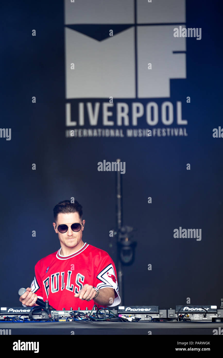 Dj James Hype James hype hi-res stock photography and images - Alamy