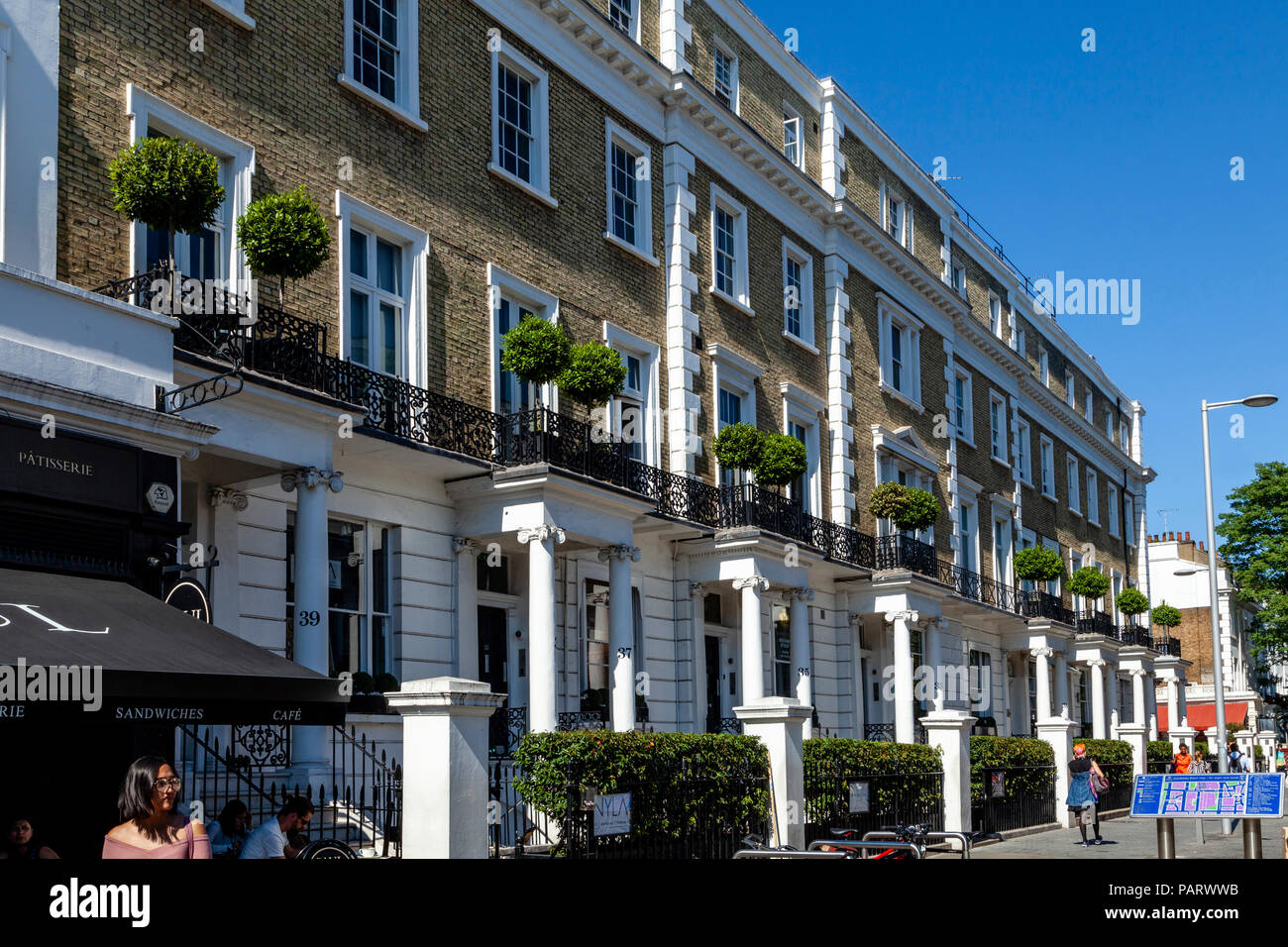 South kensington houses hires stock photography and images Alamy