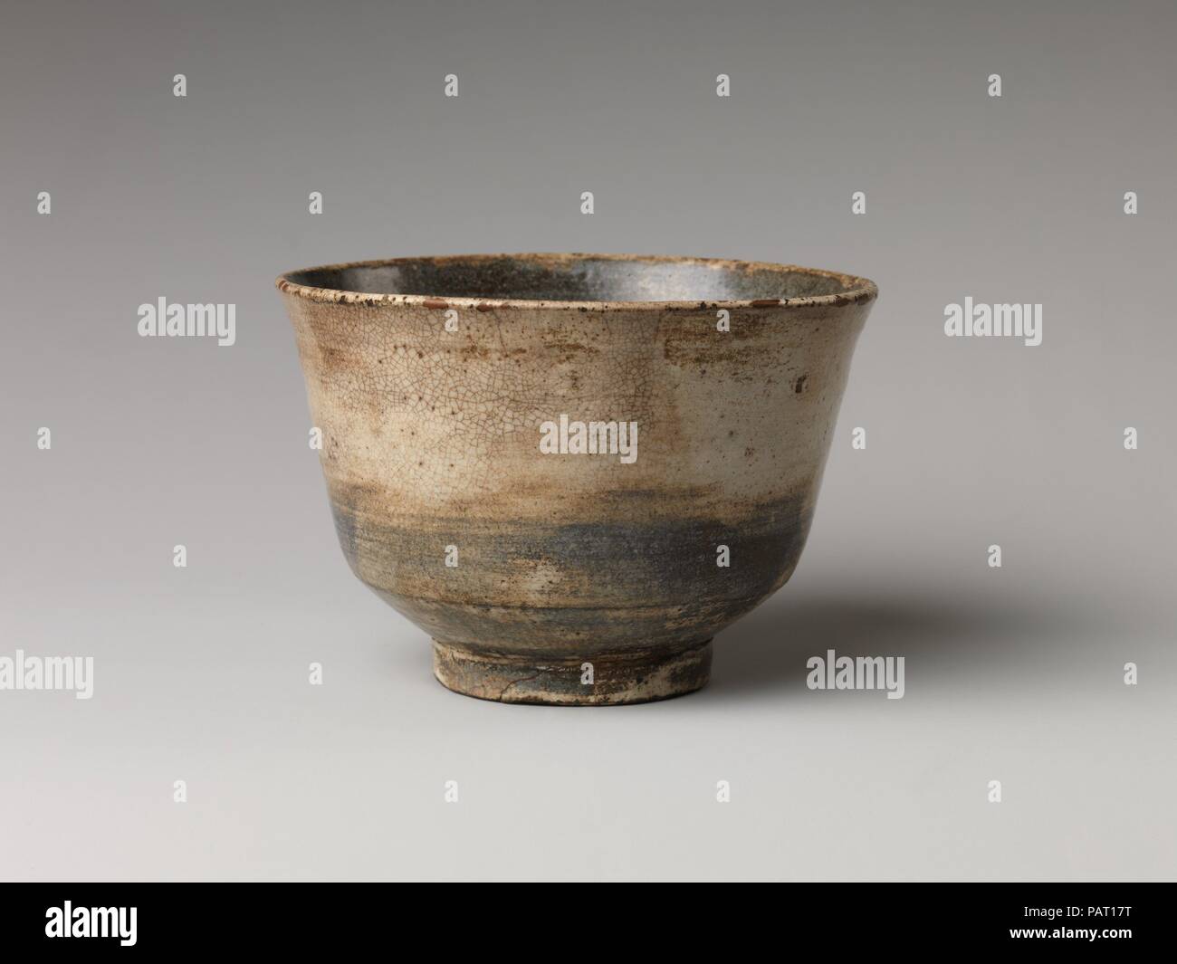 Bowl. Culture: Japan. Dimensions: H. 3 1/2 in. (8.9 cm); Diam. 5 5/8 in. (14.3 cm). Date: 19th century. Museum: Metropolitan Museum of Art, New York, USA. Stock Photo