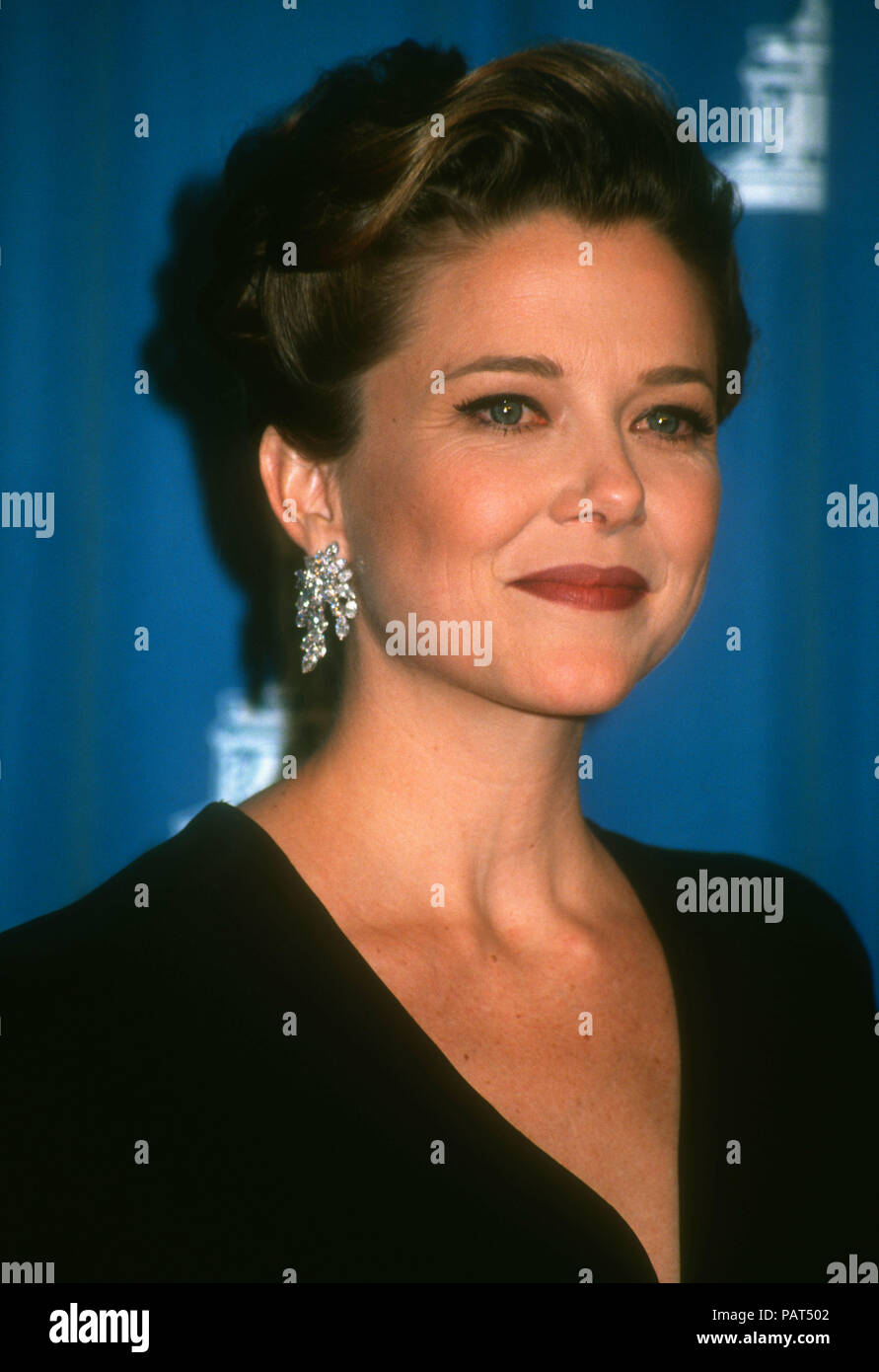 LOS ANGELES, CA - MARCH 30: Actress Annette Bening attends the 64th ...