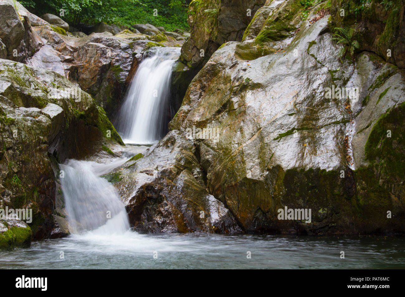 Small waterfalls in middle hi res stock photography and images Alamy Small waterfalls in middle hi res stock photography and images Alamy