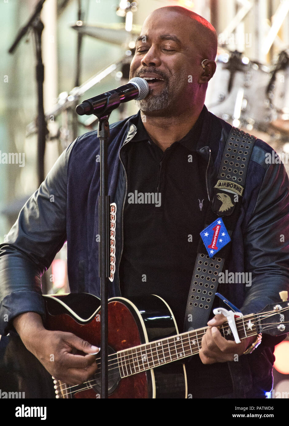 New York, NY, USA. 25th May, 2018. American Singer-Songwriter Darius Rucker Performs on NBC's 'Today' Show Summer Concert Series at Rockefeller Plaza. Stock Photo