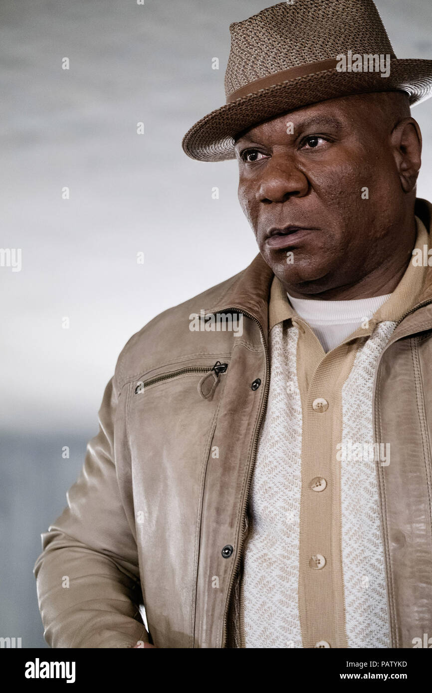 Ving rhames mission impossible hi-res stock photography and images - Alamy
