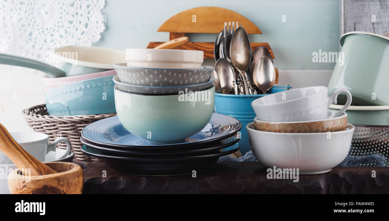 Enamel plates hi-res stock photography and images - Alamy