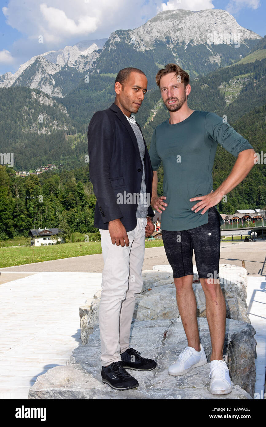 24 July 2018, Schönau am Königsee, Germany: Actors Peter Marton (L) and Ben  Blaskowic during a shooting break at the ARD series Watzmann ermittelt.  Initially, eight episodes are produced. The humorous crime