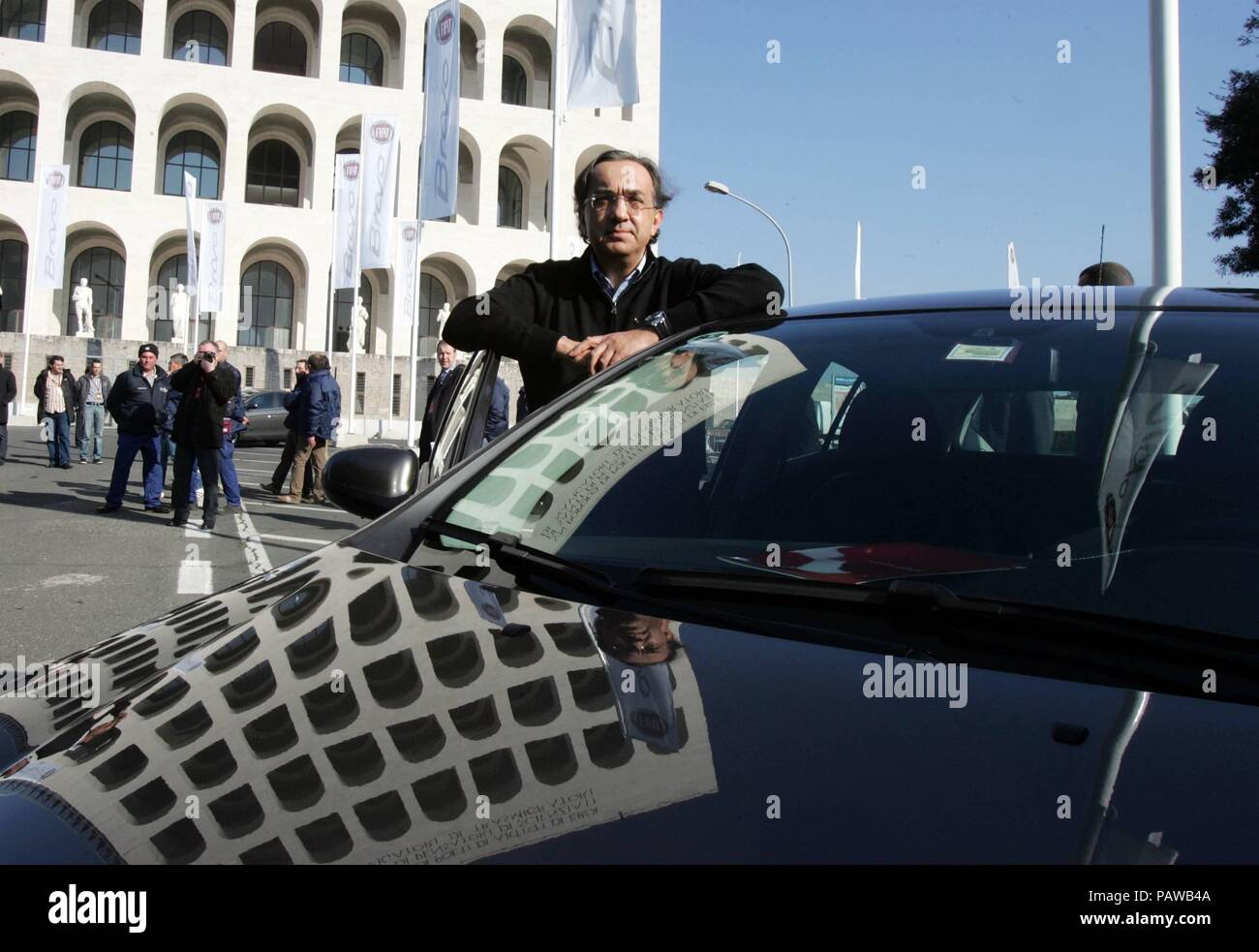 PRESENTATION FIAT BRAVO IN THE PHOTO SERGIO MARCHIONNE CEO FIAT WITH THE MACHINE (Mario Maci, ROME - 2007-01-31) ps the photo can be used respecting the context in which it was taken, and without the defamatory intent of the decoration of the people represented (Mario Maci, Foto Repertorio - 2018-07-25) ps the photo can be used respecting the context in which it was taken, and without the defamatory intent of the decoration of the people represented Stock Photo
