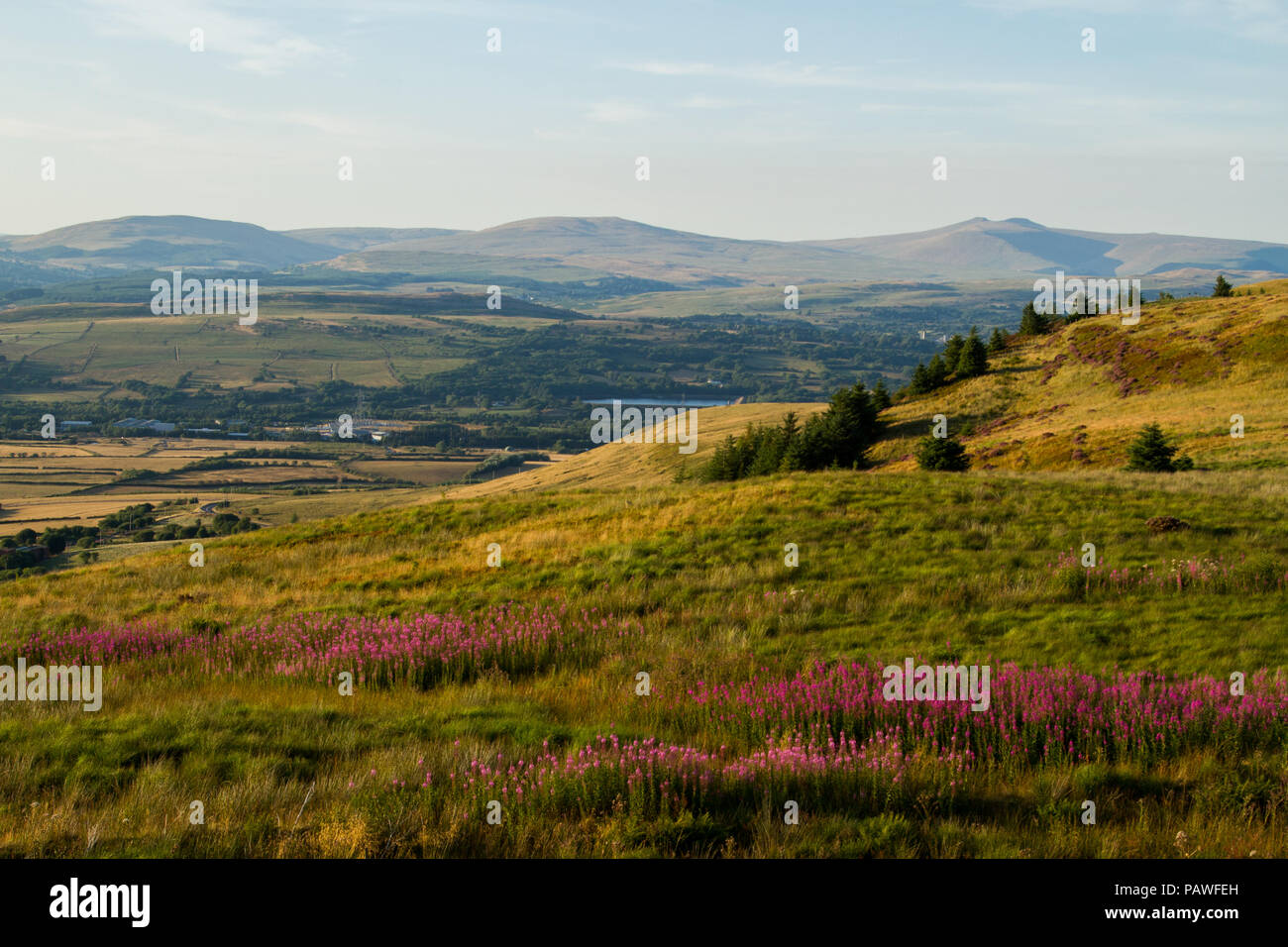 Rhigos Viewpoint High Resolution Stock Photography and Images - Alamy