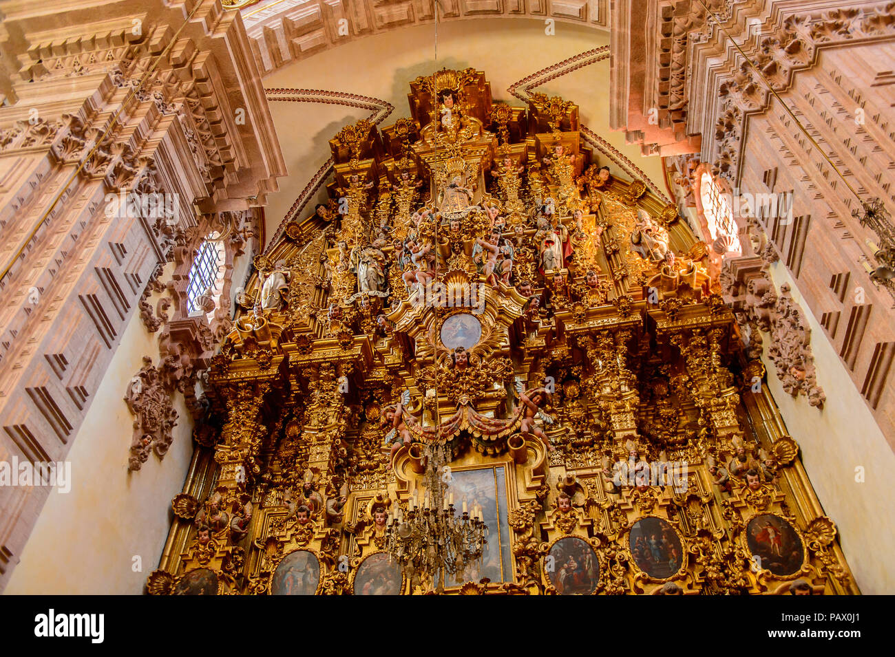 TAXCO, MEXICO - OCT 28, 2016: Interior of the Church of Santa Prisca ...