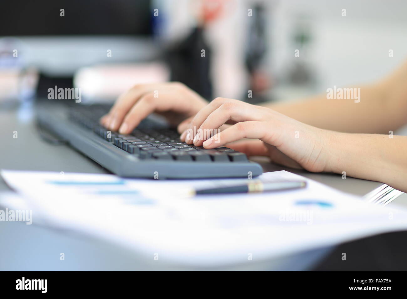 Close up woman using keyboard hi-res stock photography and images - Alamy