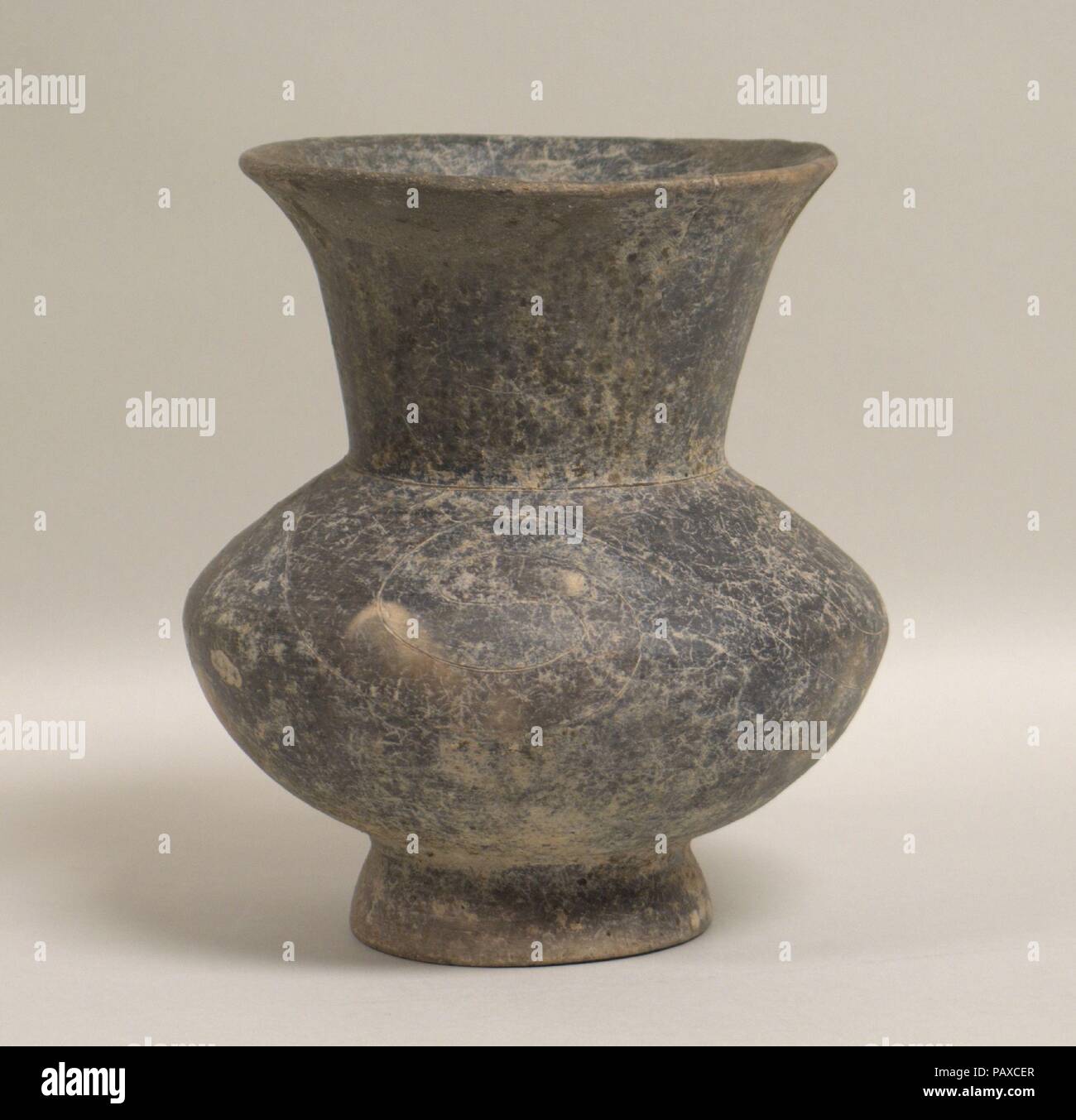 Footed Vessel. Culture: Thailand. Dimensions: H. 7 3/4 in. (19.7 cm); W. 6 1/4 in. (15.9 cm). Date: ca. 2500-1000 B.C.. Museum: Metropolitan Museum of Art, New York, USA. Stock Photo