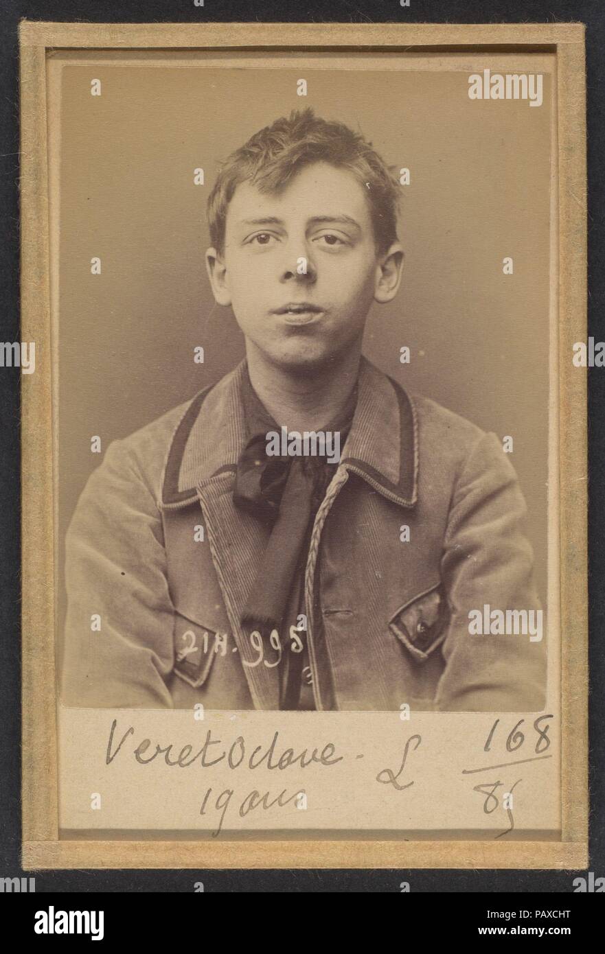 Véret. 0ctave-Jean. 19 ans, né à Paris XXe. Photographe. Anarchiste. 2/3/94. Artist: Alphonse Bertillon (French, 1853-1914). Dimensions: 10.5 x 7 x 0.5 cm (4 1/8 x 2 3/4 x 3/16 in.) each. Date: 1894.  Born into a distinguished family of scientists and statisticians, Bertillon began his career as a clerk in the Identification Bureau of the Paris Prefecture of Police in 1879. Tasked with maintaining reliable police records of offenders, he developed the first modern system of criminal identification. The system, which became known as Bertillonage, had three components: anthropometric measurement Stock Photo