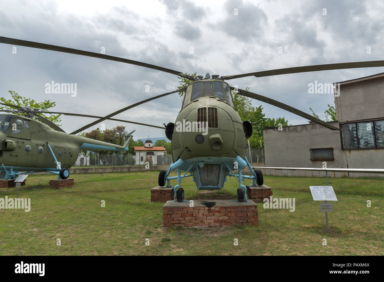 Mi 4 helicopter hi-res stock photography and images - Alamy