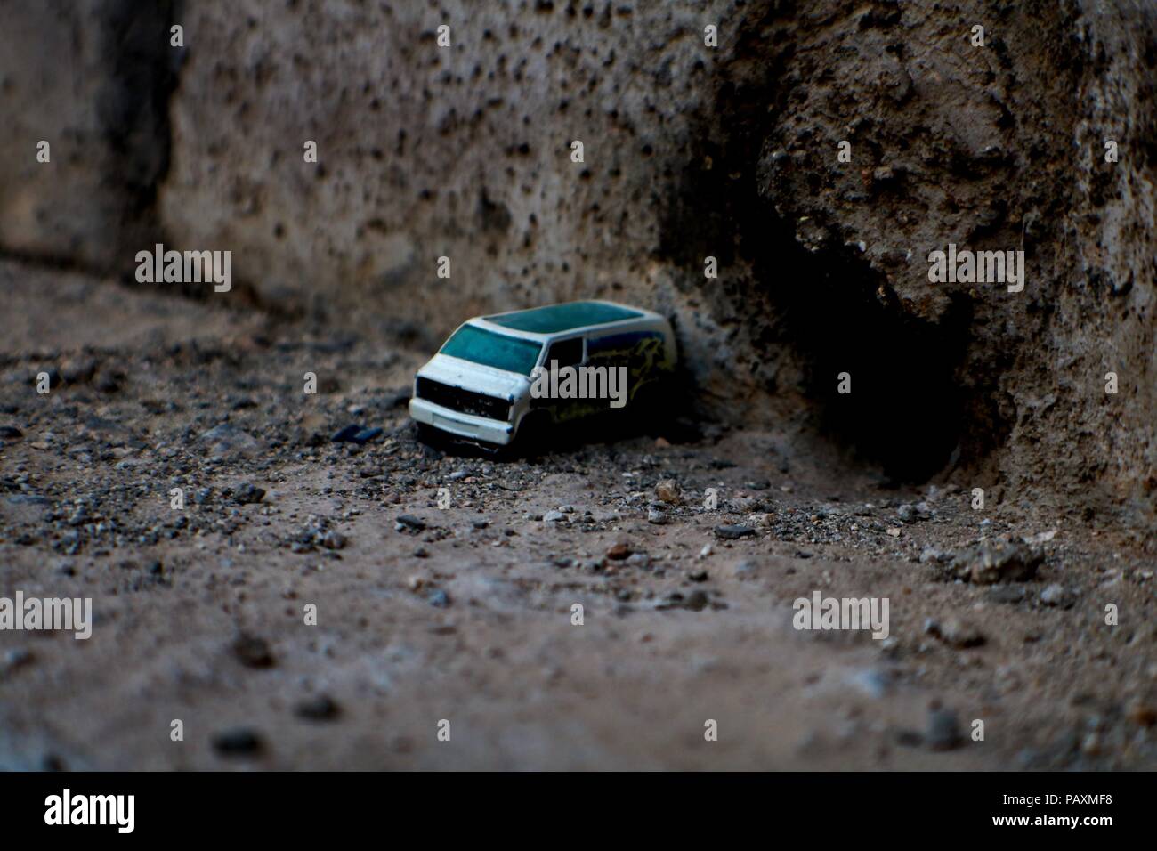 Broken Down In The Shady Part Of Town Stock Photo Alamy