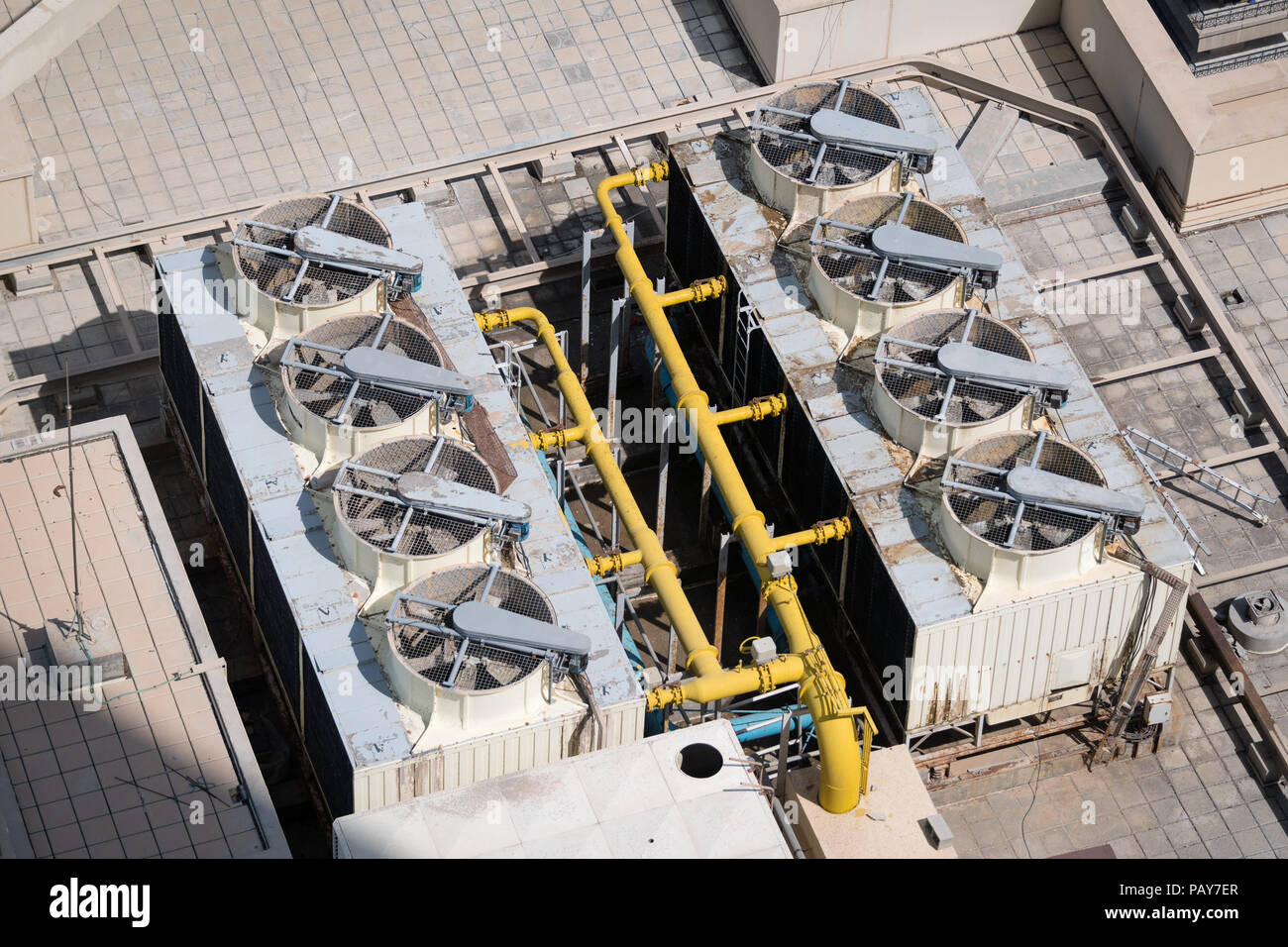 Compressor Building Stock Photos & Compressor Building Stock Images Alamy